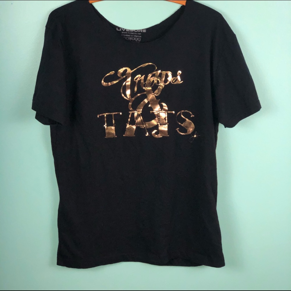 - Livesore Traps & tats raw edge T-shirt